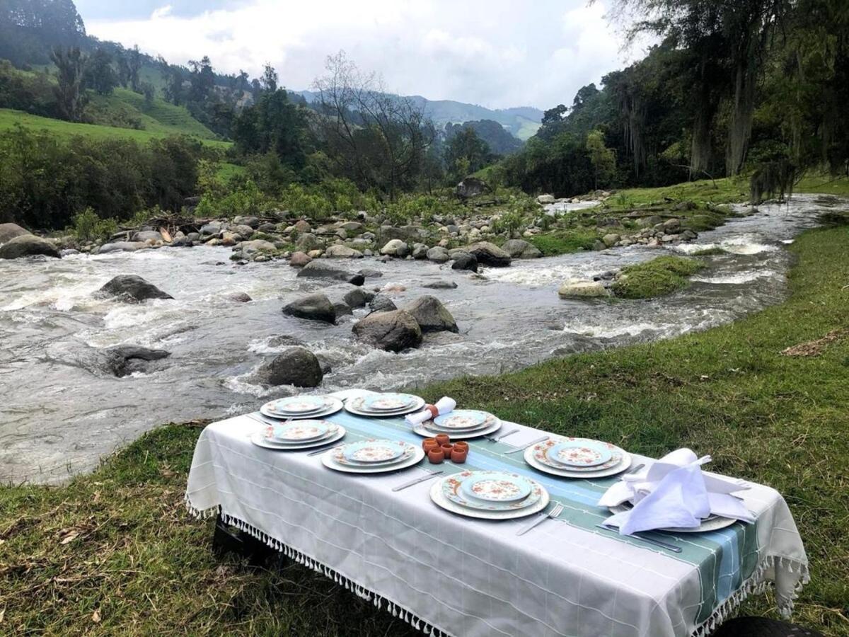 Alojamiento Con Vista Al Rio Y Paisajes Hermosos مانيزاليس المظهر الخارجي الصورة